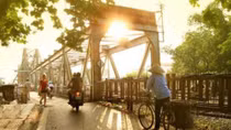 Không khí lạnh suy yếu, miền Bắc sáng mưa chiều nắng ấm