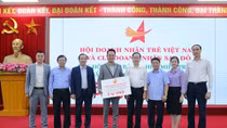Chung tay chia sẻ khó khăn với đồng bào miền Trung, Tây nguyên