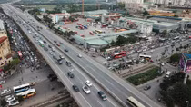 Cửa ngõ Thủ đô "nóng" ran sau kỳ nghỉ lễ dưới ống kính Flycam