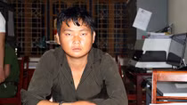 Bắt đối tượng vận chuyển trái phép 4 bánh heroin