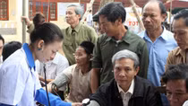 Mừng xuân mới - Trao yêu thương - Ấm tình người