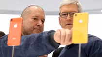 'Phù thủy" Jony Ive tuyên bố rời khỏi Apple