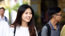 Nụ cười tỏa nắng, nữ sinh "gây bão" mạng xã hội