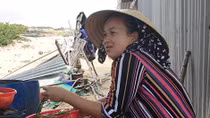 Không thể coi trọng khai thác titan, xem nhẹ các dự án khác