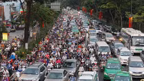 Không thể hạn chế ôtô vào trung tâm chỉ bằng giải pháp thu phí