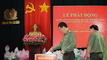 Công an Cao Bằng quyên góp ủng hộ nhân dân các tỉnh miền Trung