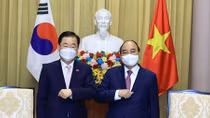 Chủ tịch nước tiếp Bộ trưởng Ngoại giao Hàn Quốc