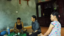 Xóm nghèo hoang mang vì bệnh lạ