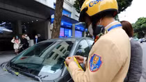 CSGT dán hơn 500 phiếu phạt nguội, 49 tài xế đã tới làm việc