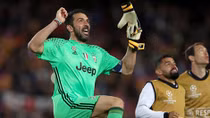 Gianluigi Buffon, người khổng lồ trong khung gỗ