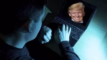 Sinh viên đại học rủ nhau hack hồ sơ tài chính của Tổng thống Trump