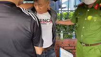 Con nghiện mang ma túy định “thông chốt" 141