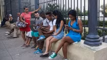 Kết nối internet 3G đến với người dân Cuba