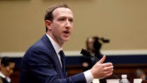 Thượng nghị sĩ Mỹ nói Mark Zuckerberg làm tổn thương rất nhiều người