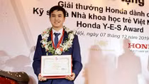 Tân thủ khoa cử nhân tài năng và bí quyết dành điểm số xuất sắc