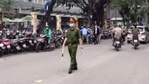 Lắp camera giám sát taxi dừng đỗ trước cổng BV Việt – Đức