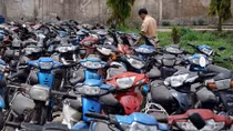 Tìm chủ sở hữu, người điều khiển phương tiện vi phạm giao thông