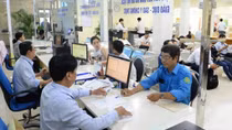 Khi "viên chức suốt đời" không còn nữa…