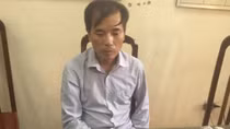 Cặp vợ chồng giả mang theo con cùng 8 nghìn viên ma túy