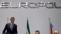 Europol phá đường dây gian lận thuế VAT để rửa tiền