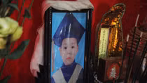 Truy tặng “Huân chương dũng cảm” cho cháu bé quên mình cứu 4 bạn đuối nước