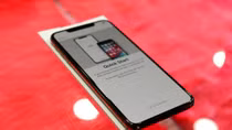 Giá iPhone Xs Max tụt không phanh sau vài giờ bán chính thức
