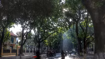 Hà Nội nắng ấm ngày nghỉ cuối tuần