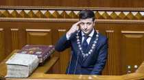 Tổng thống Ukraina bắt đầu bước vào “thử lửa”