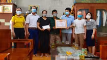 Vợ chồng đánh cá kịp thời cứu 4 thanh niên đuối nước