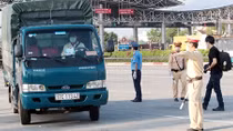 22 chốt kiểm tra COVID-19 không phải ngăn sông cấm chợ