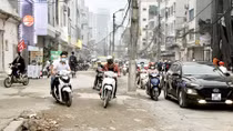 Hơn 400m đường nhếch nhác thi công gần 3 năm không xong