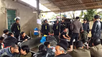 Triệt phá sới gà hơn trăm triệu ngày đầu năm