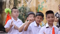 Học sinh thủ đô rộn ràng ngày khai giảng