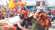 Phiên chợ chỉ họp vào mùng 1 Tết Nguyên đán