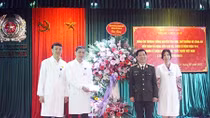 Thứ trưởng Nguyễn Văn Sơn chúc mừng Bệnh viện 19-8 nhân ngày Thầy thuốc Việt Nam