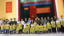 Nâng bước trẻ tới trường