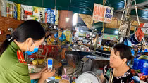 Phụ nữ Công an Hà Tĩnh tích cực phòng chống dịch COVID-19