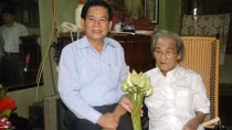Nhớ những “búp sen xanh” Chủ tịch nước Nguyễn Minh Triết tặng nhà văn Sơn Tùng