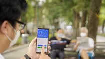 Người vào bệnh viện phải bật ứng dụng truy vết COVID-19