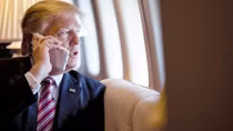 iPhone đời mới bị Tổng thống Trump chê bai 