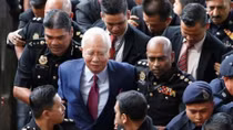 Cựu Thủ tướng Malaysia Najib Razak hầu Tòa