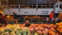 Vận chuyển nông sản Hải Dương trong đêm về Hà Nội