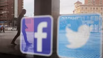 Không tuân thủ luật dữ liệu, Facebook, Twitter bị khởi kiện ở Nga