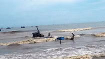 Chìm tàu tại biển Nam Phi: 4 thuyền viên Việt Nam được cứu sống