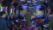 Chủ quán karaoke bán ma tuý rồi bay lắc cùng khách