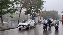 Miền Bắc cuối tuần mưa giông, có nơi rét 15 độ C