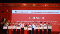 “Đẩy mạnh học tập và làm theo tư tưởng, đạo đức, phong cách Hồ Chí Minh” là việc làm thường xuyên, liên tục của Đảng bộ Agribank