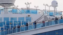 Bật mí cuộc sống bên trong du thuyền bị cách ly Diamond Princess