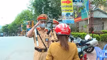 CSGT huyện Yên Châu chú trọng văn hóa ứng xử