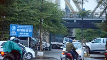 Nhiều điểm trông giữ ôtô “ế ẩm” vì mức giá tăng cao